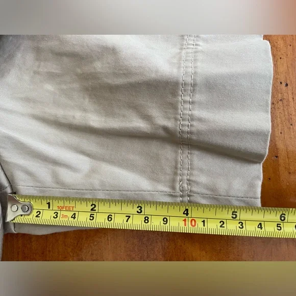 NWOT Ann Taylor tan 97% cotton/spandex shorts. Size 10. Shorts zipper on side. - Picture 8 of 8